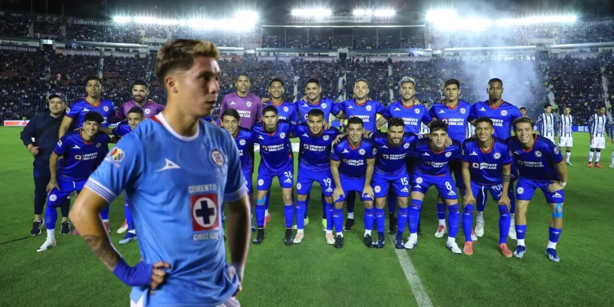 Huescas  y el equipo de Cruz Azul de fondo/La Máquina Celeste