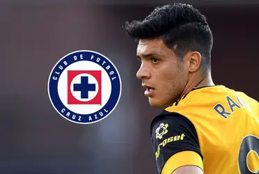 Cruz Azul tendría que vender a tres jugadores si quiere fichar a Raúl Jiménez 