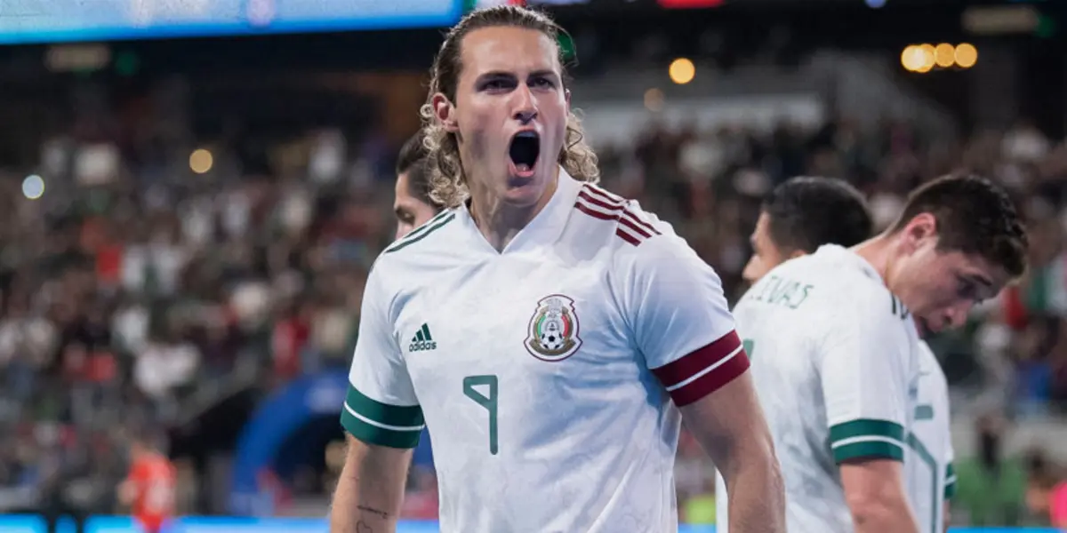 El joven delantero tuvo la oportunidad de decidir si Argentina o México y se decidió por el Tricolor.