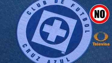 Escudo de Cruz Azul, a la izquierda letrero de no y logo de Televisa / Cruz Azul 