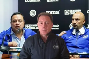 Parece Alex Aguinaga no le vendan el cuento de que con Cruz Azul el Conejo salió de buena manera, y es que fue lo menos que pudieron hacer.