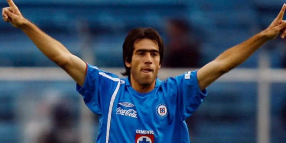 ¿Qué futbolista jugó en La Máquina Celeste y era el ídolo del Chelito Delgado?